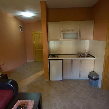 Sunrise House Apartments Улцинь Номер фото