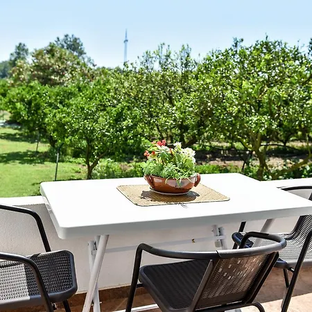 Sunrise House Apartments Улцинь Экстерьер фото