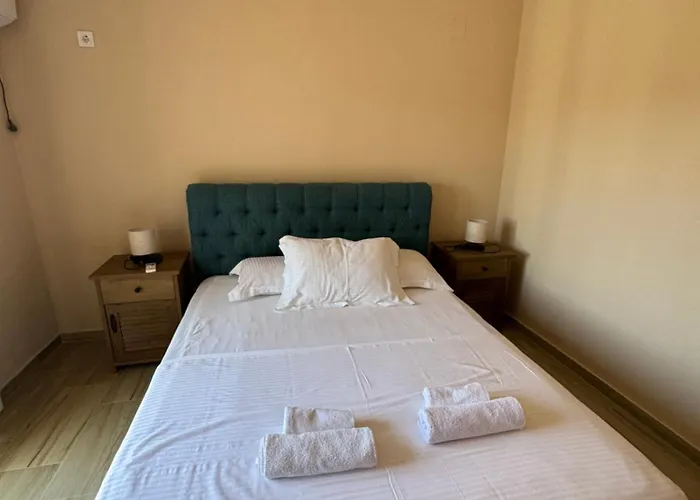 Sunrise House Apartments