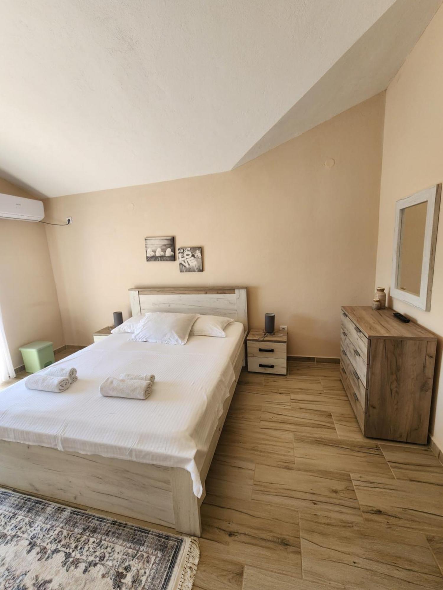 Sunrise House * Ulcinj